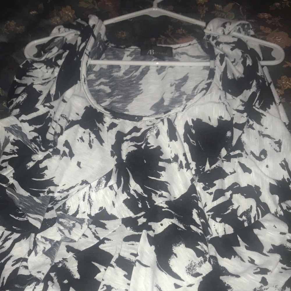 Dress Tank with Ruffles - Picture 3 of 4